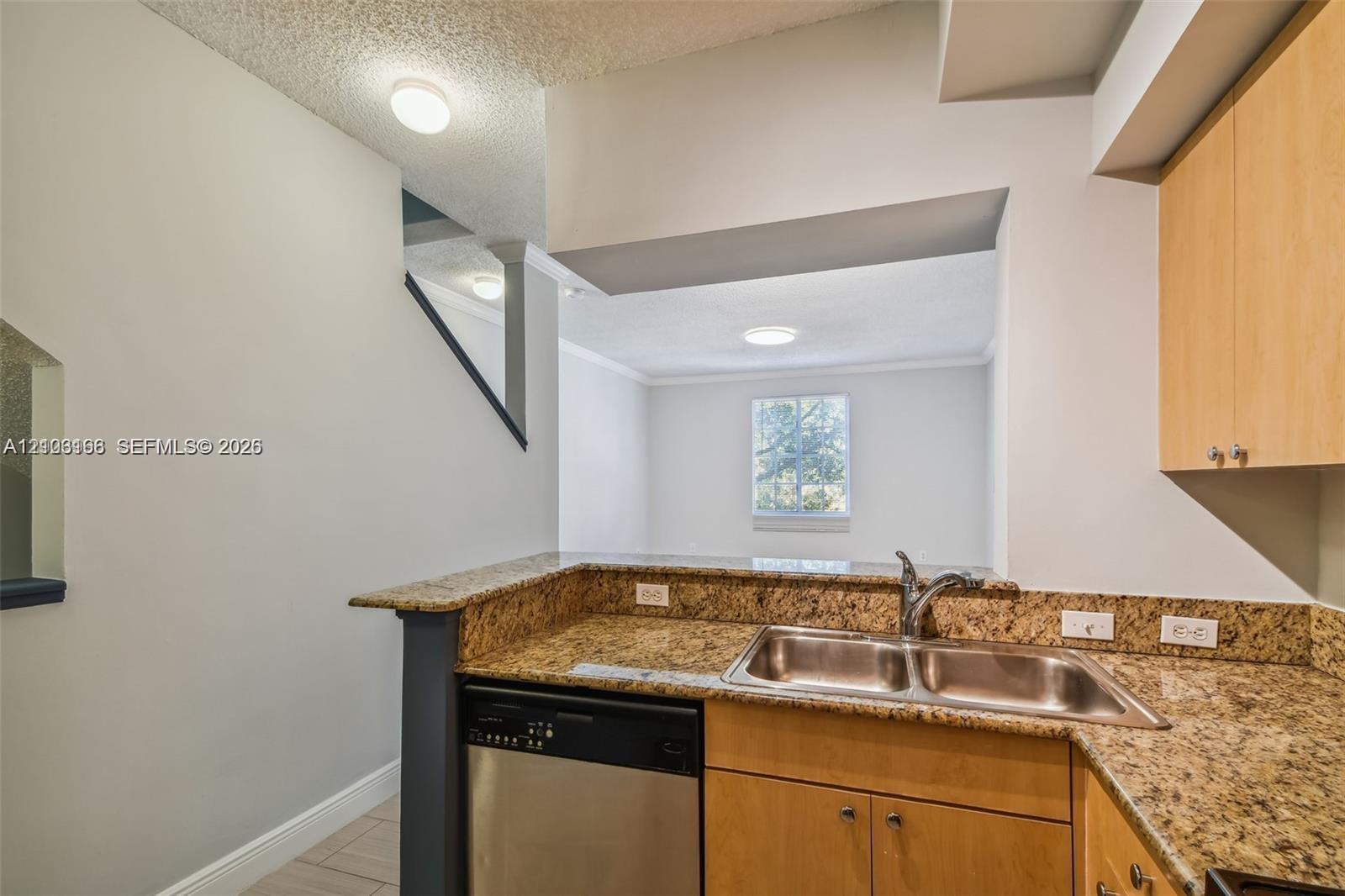 2945 Ne 185th Street 1407 Property Photo 12