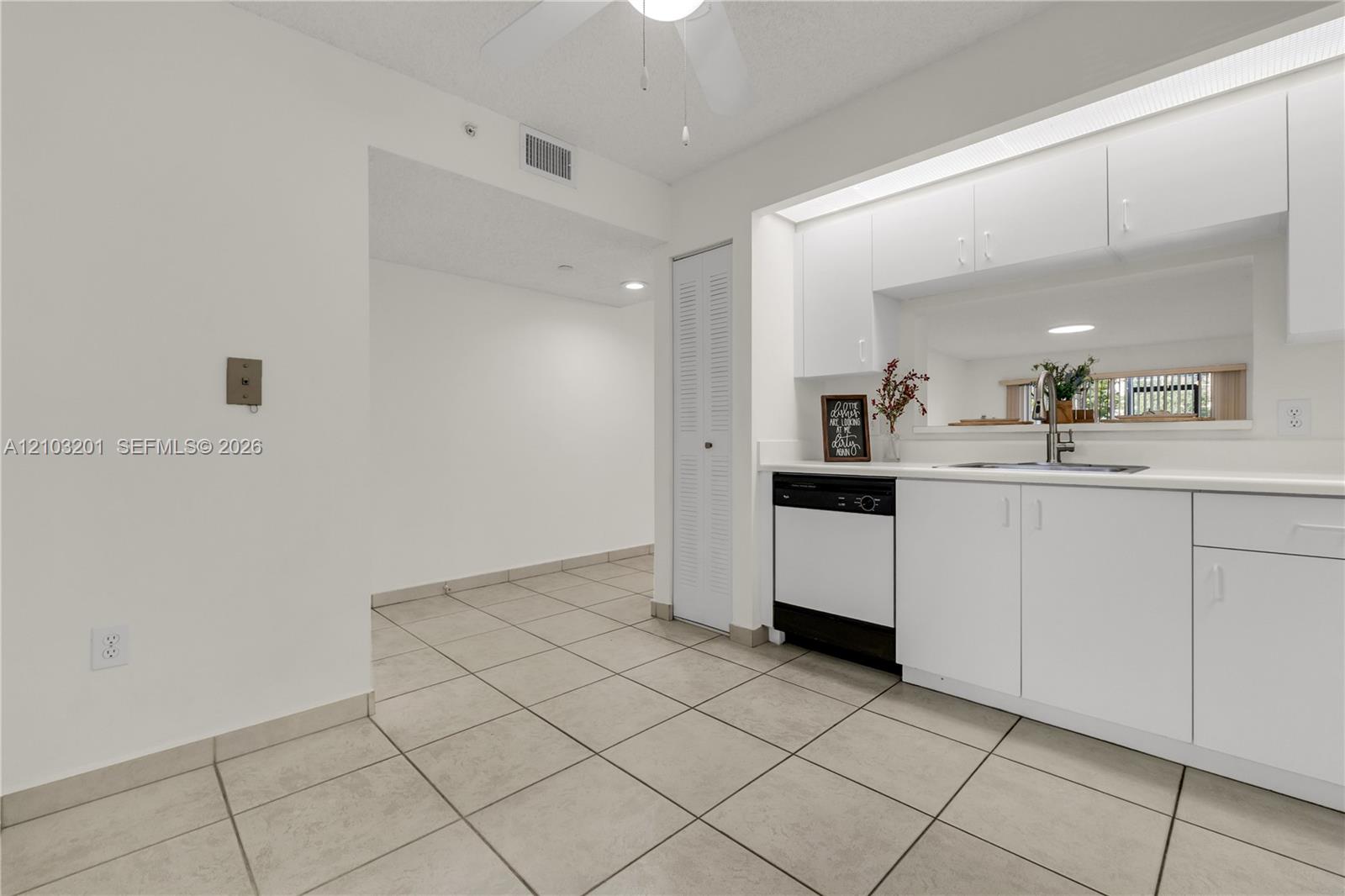 12551 Sw 16th Court 107c Property Photo 9