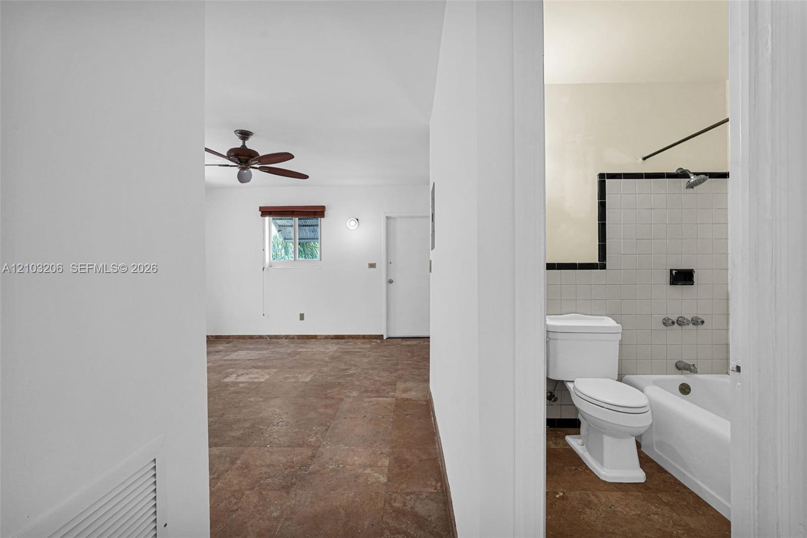 181 Nw 41st Street 2 Property Photo 16
