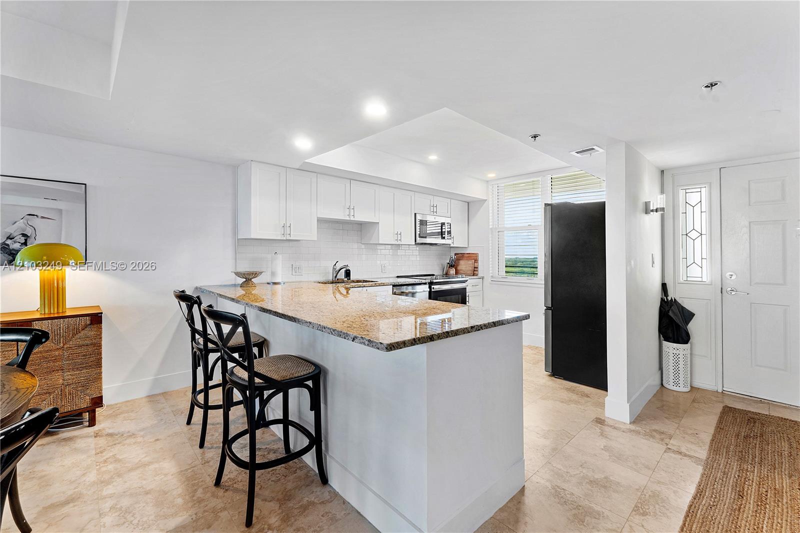 840 Ocean Drive 1105 Property Photo 12