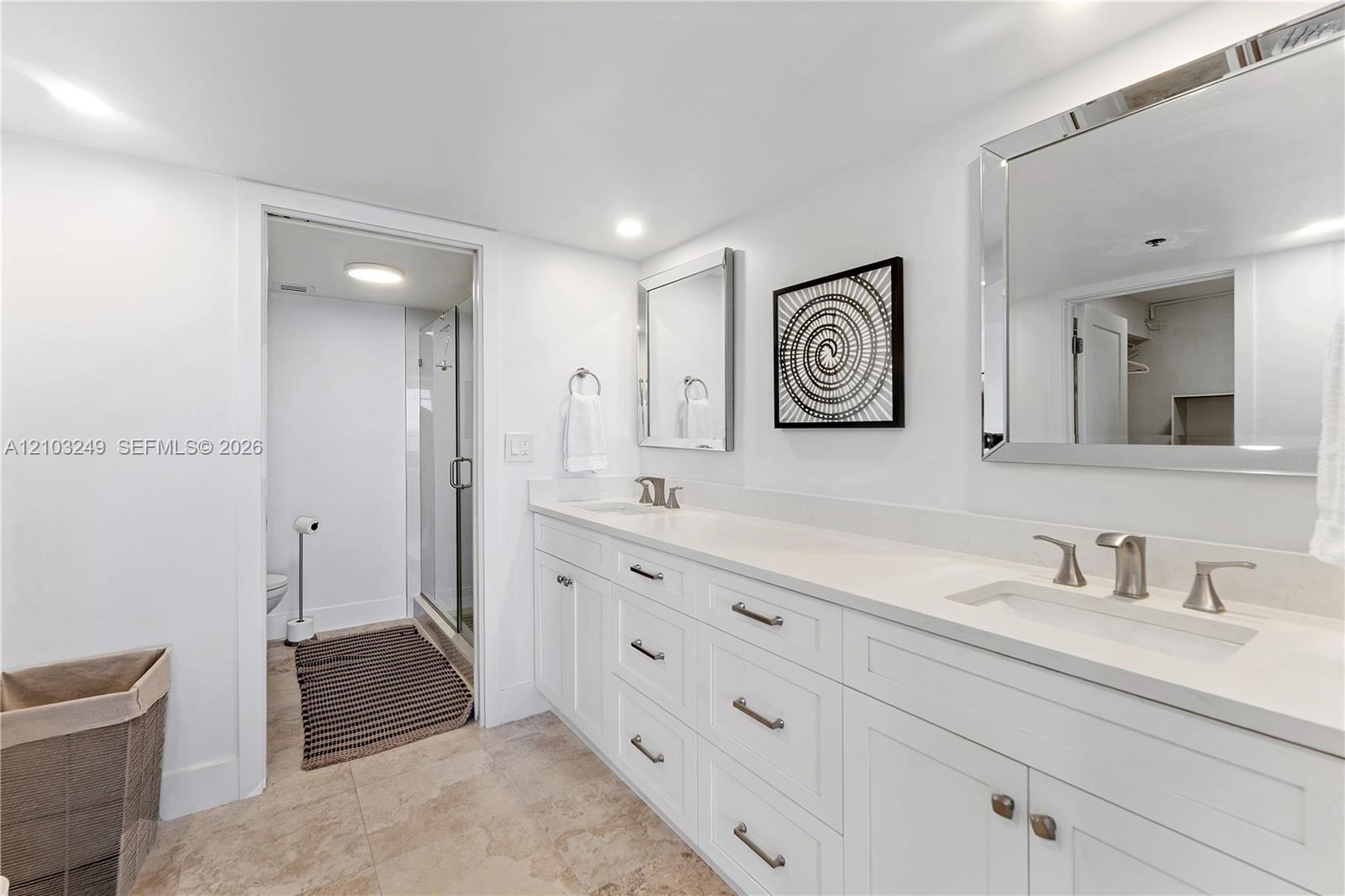 840 Ocean Drive 1105 Property Photo 17