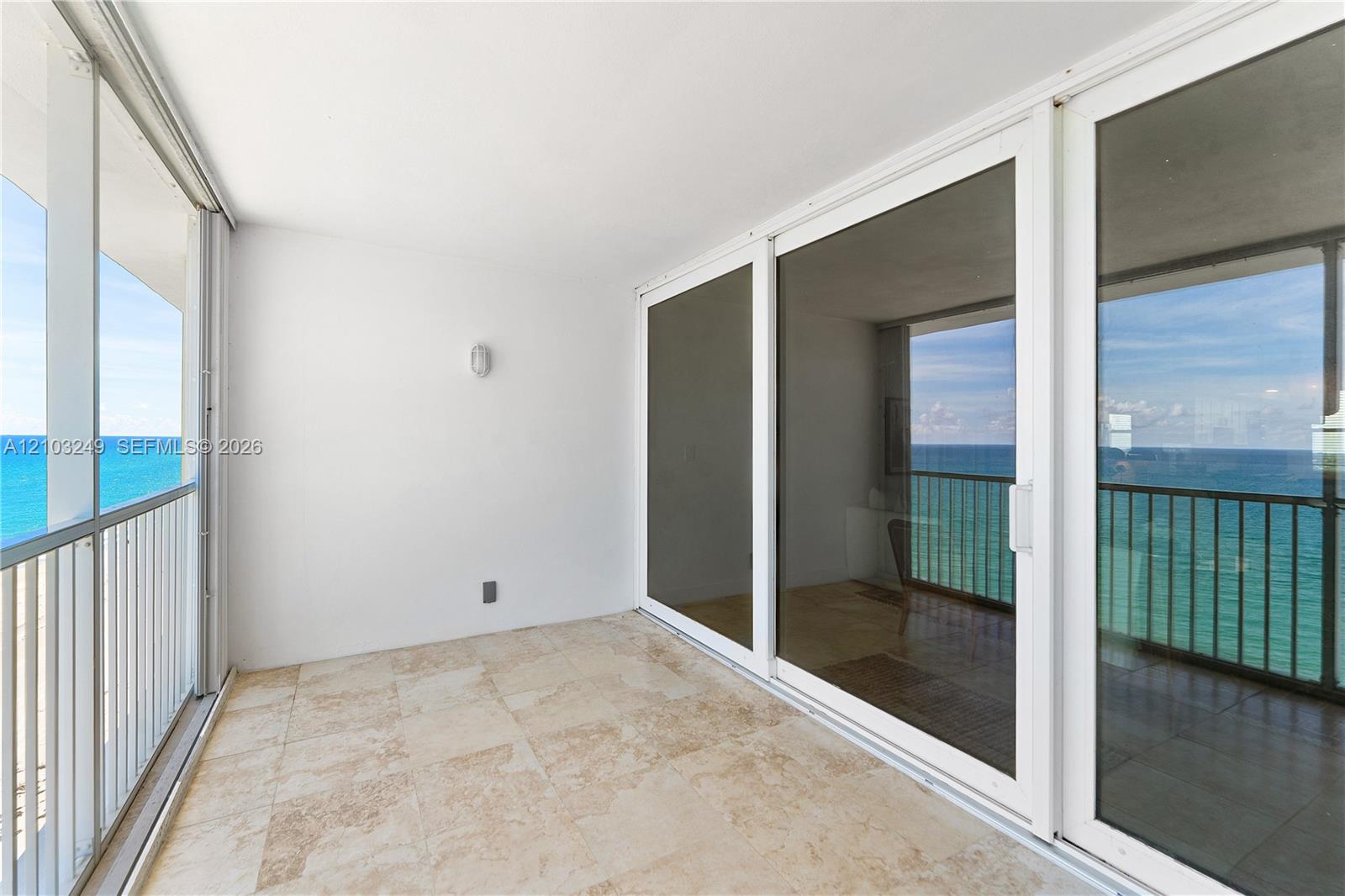 840 Ocean Drive 1105 Property Photo 28