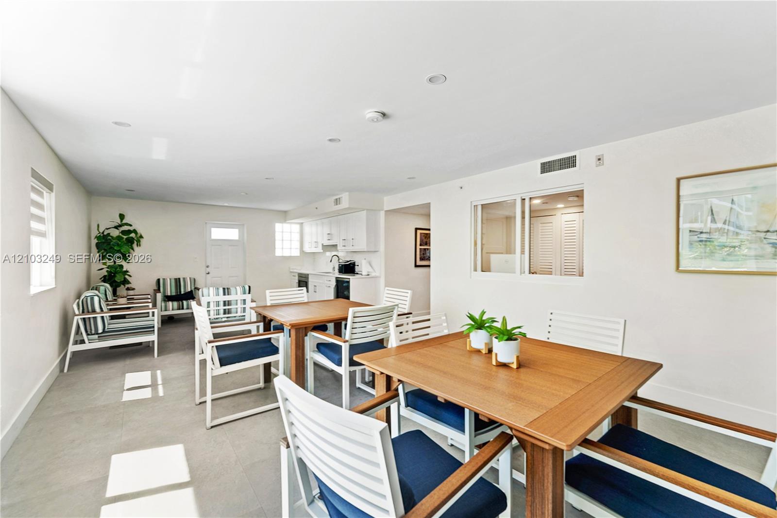840 Ocean Drive 1105 Property Photo 33