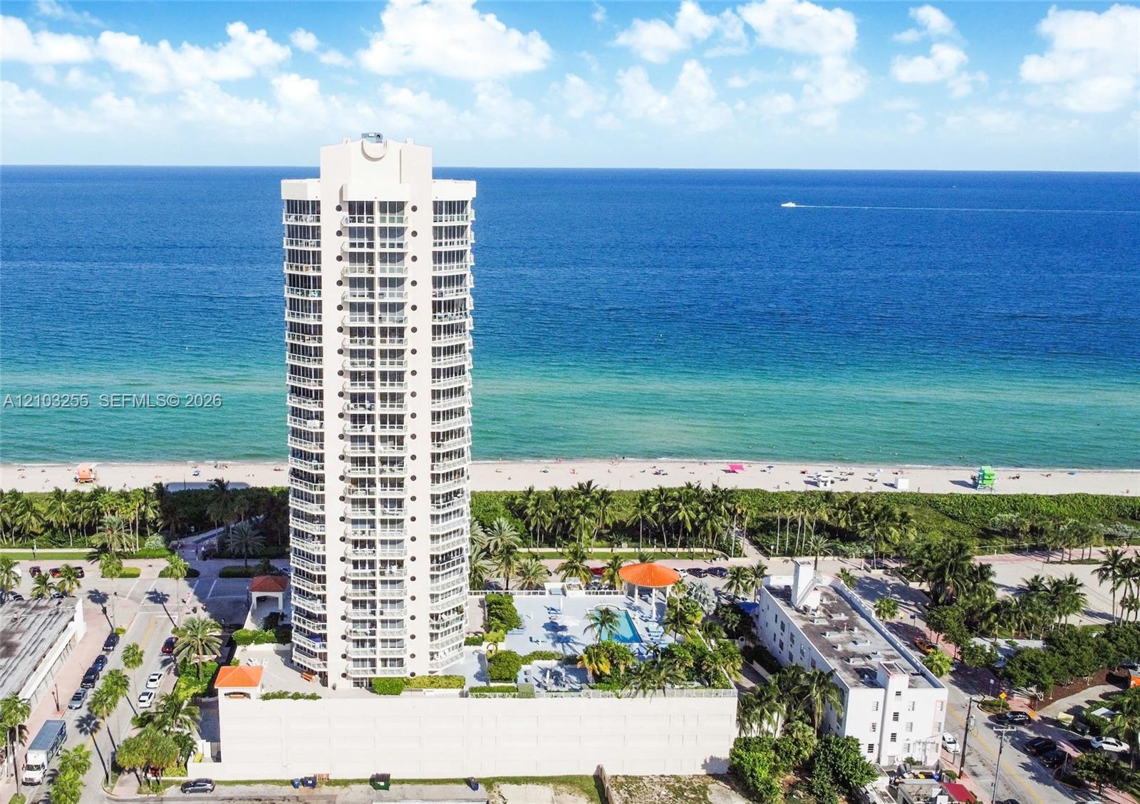 7330 Ocean Terrace 9-d Property Photo 1