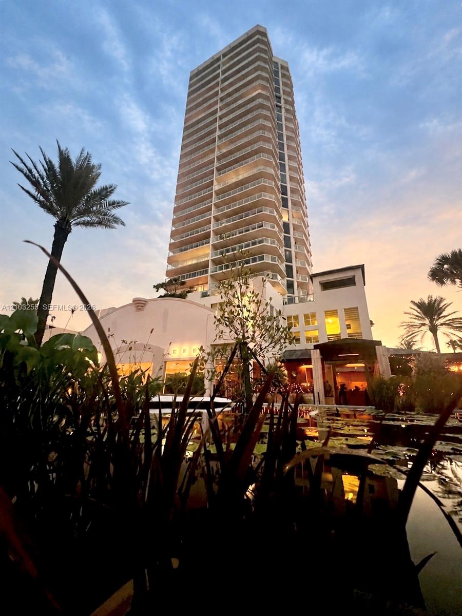 7330 Ocean Terrace 9-d Property Photo 4