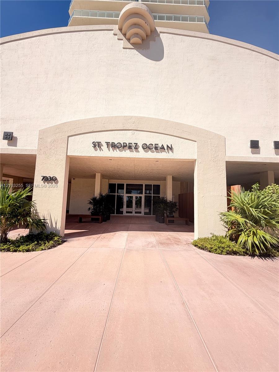 7330 Ocean Terrace 9-d Property Photo 8