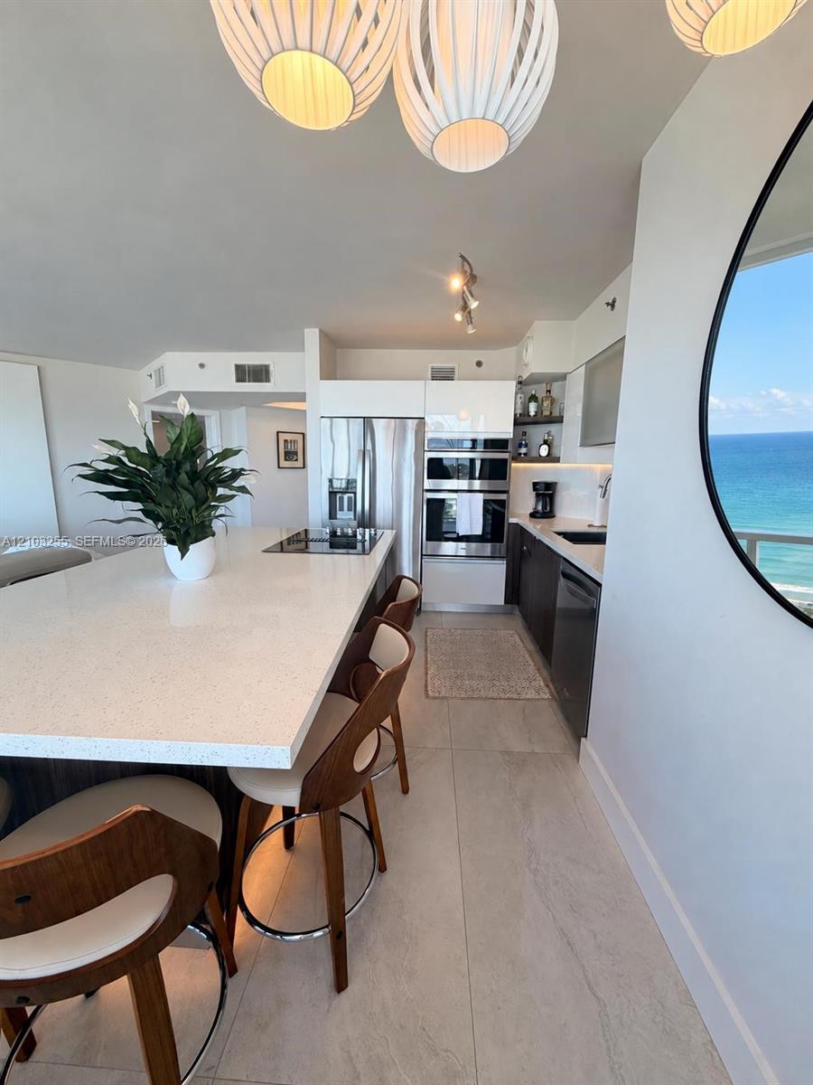 7330 Ocean Terrace 9-d Property Photo 18
