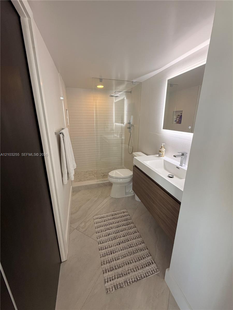 7330 Ocean Terrace 9-d Property Photo 21