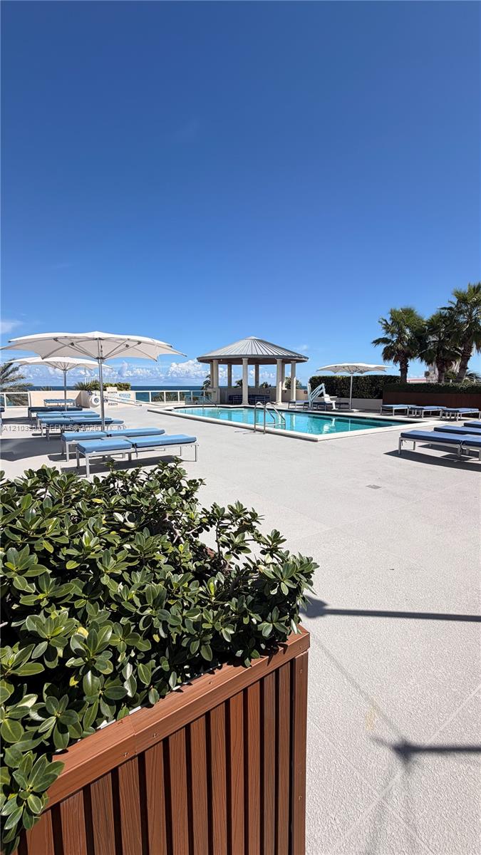 7330 Ocean Terrace 9-d Property Photo 31