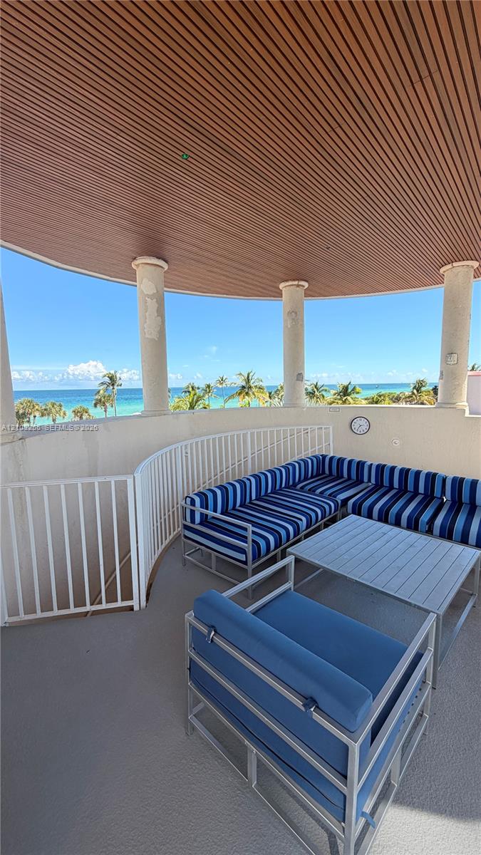 7330 Ocean Terrace 9-d Property Photo 32