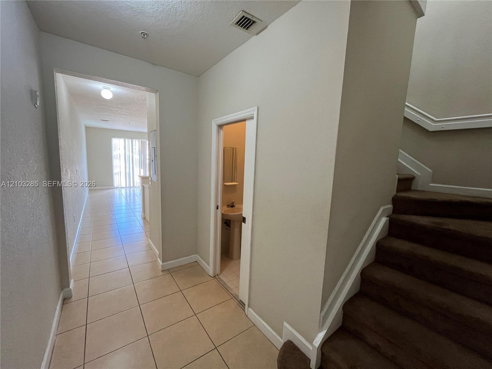 17650 Nw 73rd Avenue 208-18 Property Photo 3