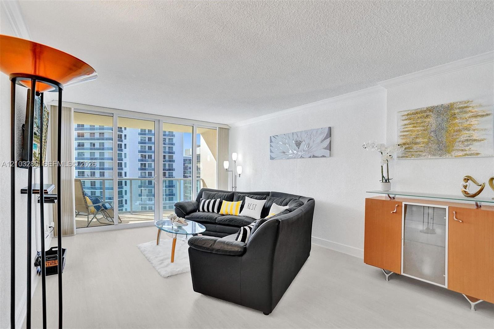 2501 S Ocean Drive 1615 (available Jan 9) Property Photo 13