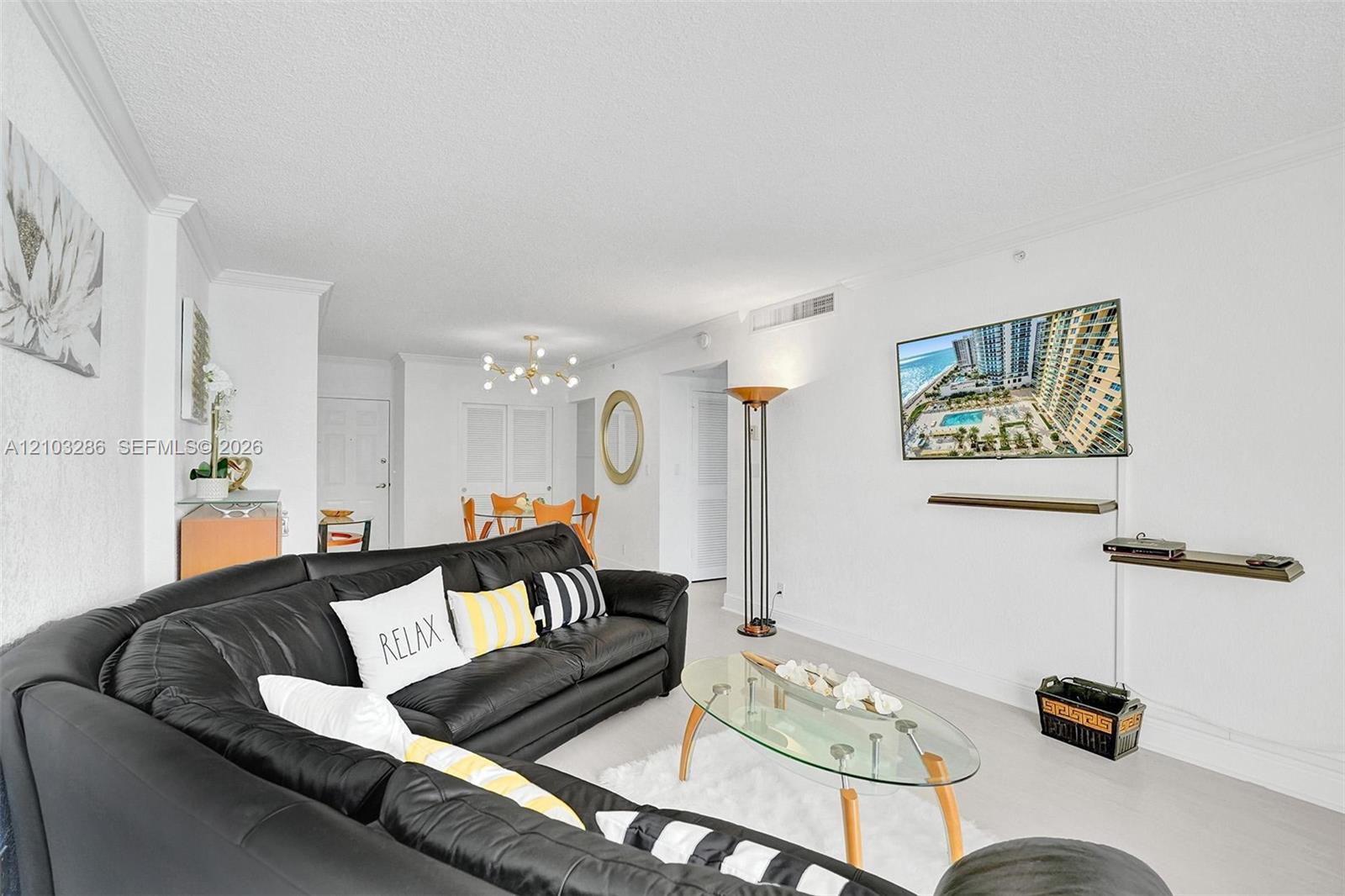 2501 S Ocean Drive 1615 (available Jan 9) Property Photo 17