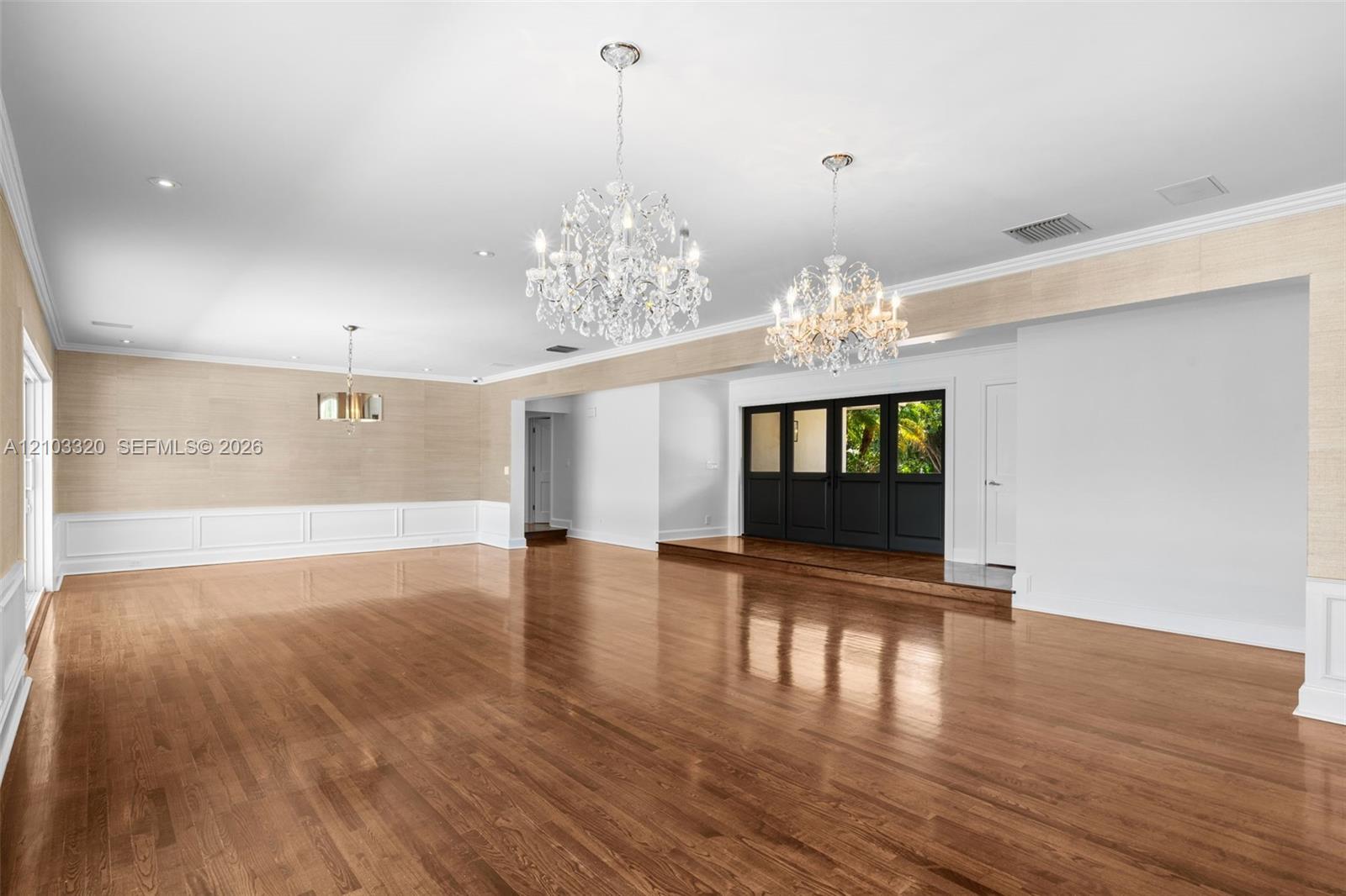 420 Rovino Avenue Property Photo 4