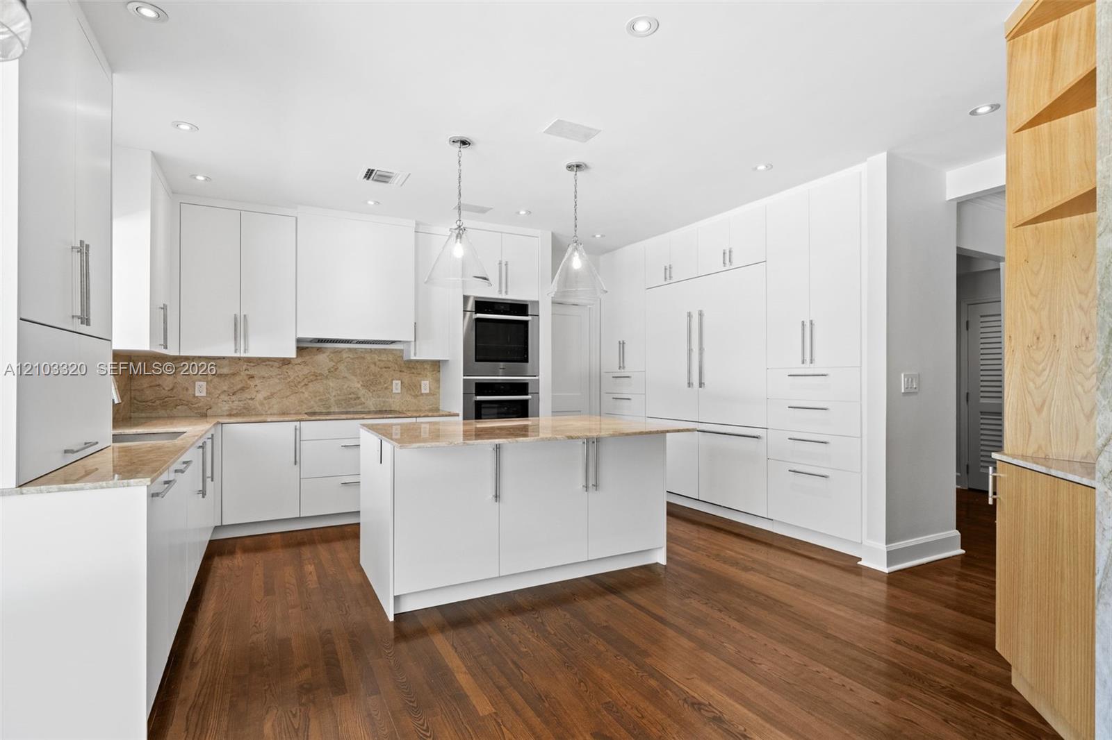 420 Rovino Avenue Property Photo 10