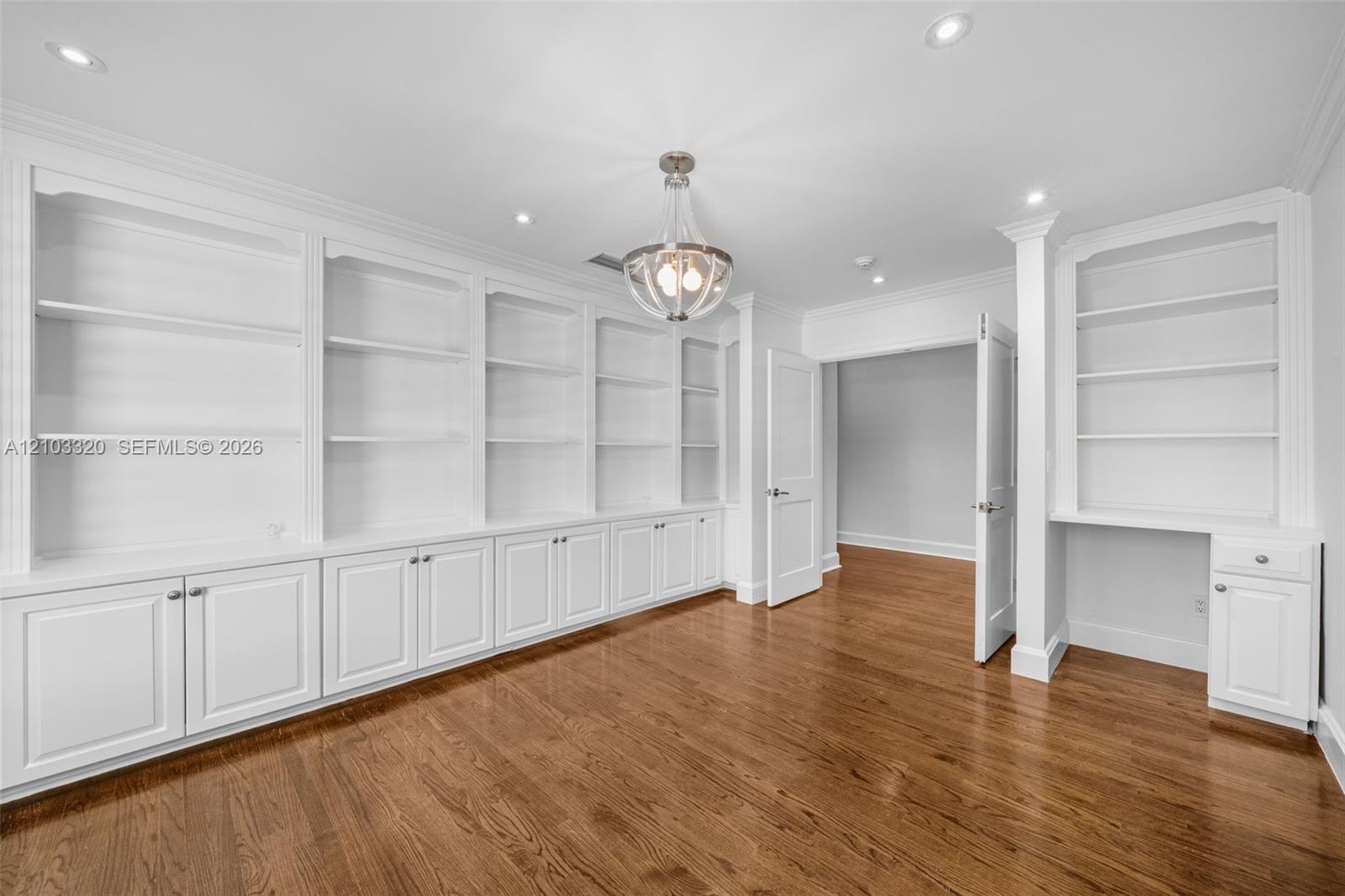 420 Rovino Avenue Property Photo 21