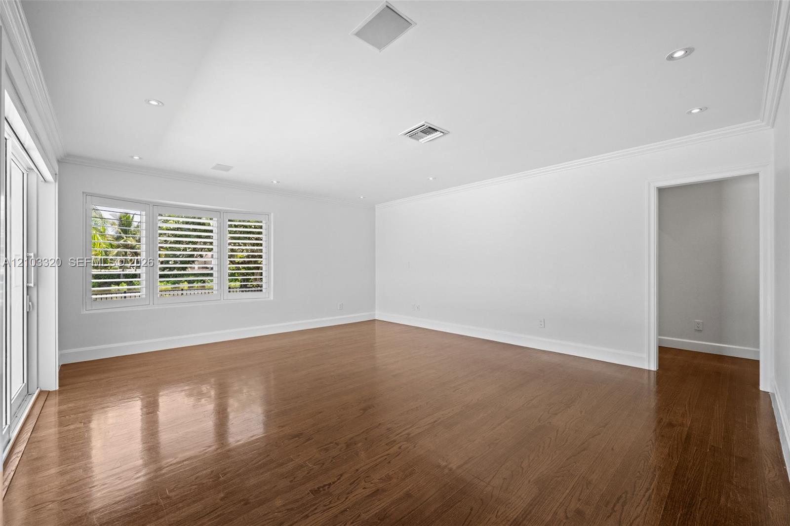 420 Rovino Avenue Property Photo 22