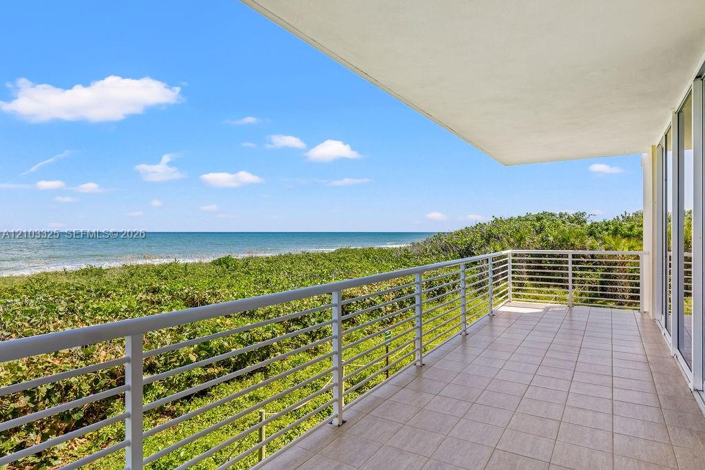 4802 N.highway A1a 2g Property Photo 1
