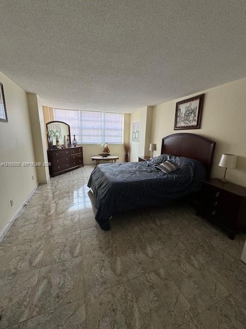 1849 S Ocean Drive Ph1 Property Photo 13