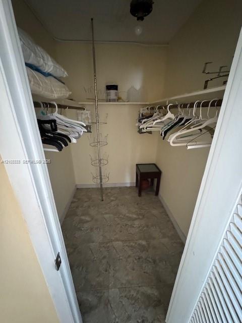 1849 S Ocean Drive Ph1 Property Photo 17