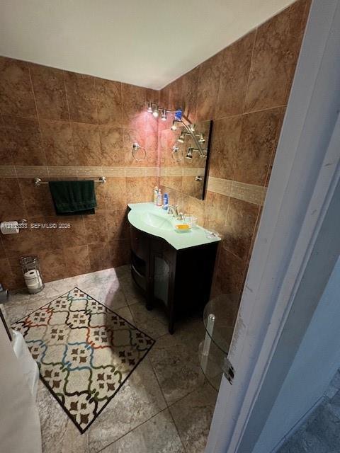 1849 S Ocean Drive Ph1 Property Photo 19