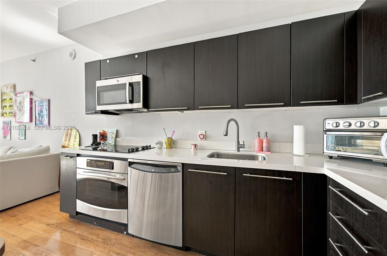 90 Sw 3rd Street 2014 Property Photo 11