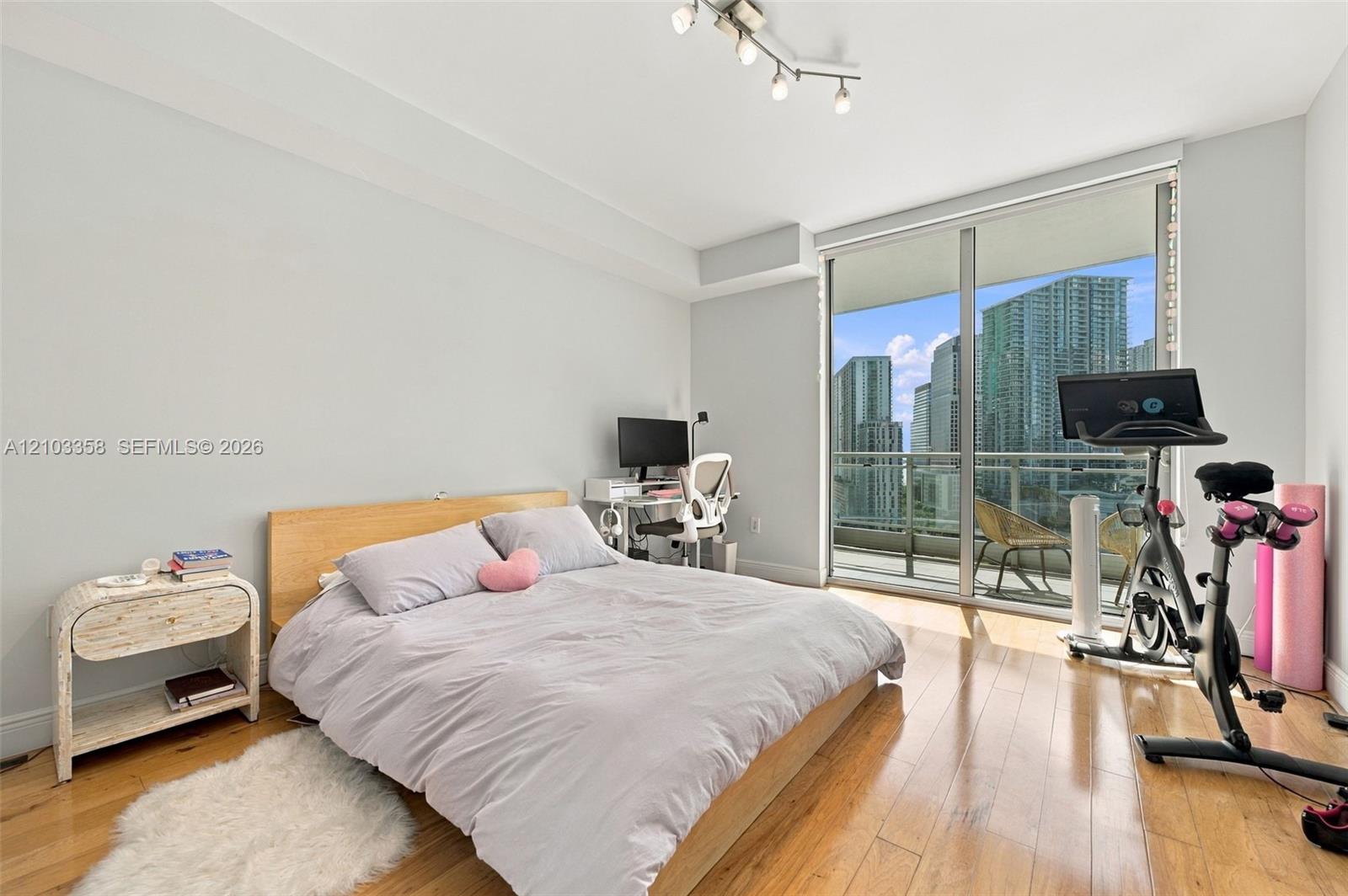 90 Sw 3rd Street 2014 Property Photo 13
