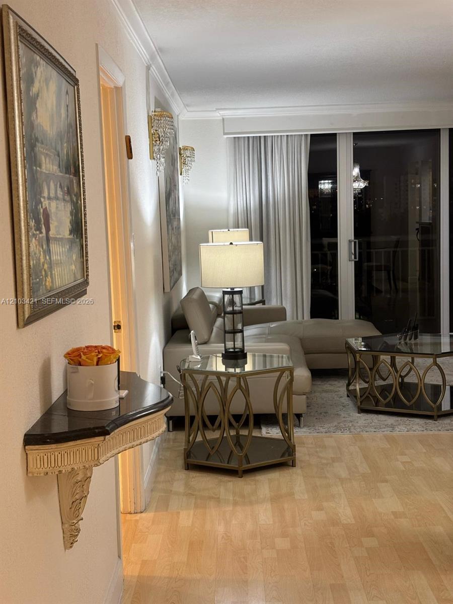 18081 Biscayne Boulevard 702 Property Photo 18