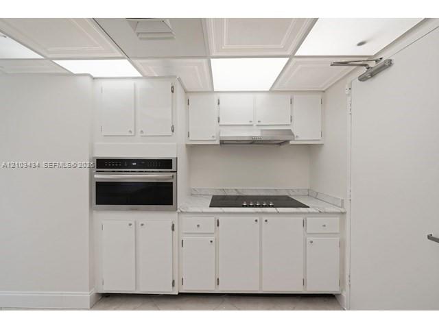 1000 West Avenue 1121 Property Photo 13