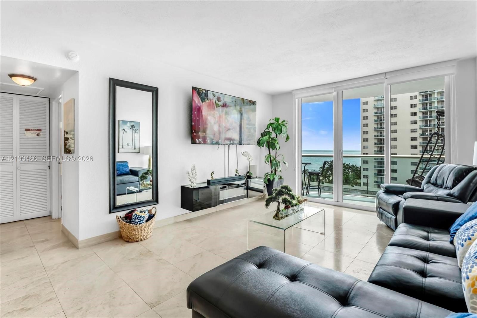 3801 S Ocean Drive 8j Property Photo 8