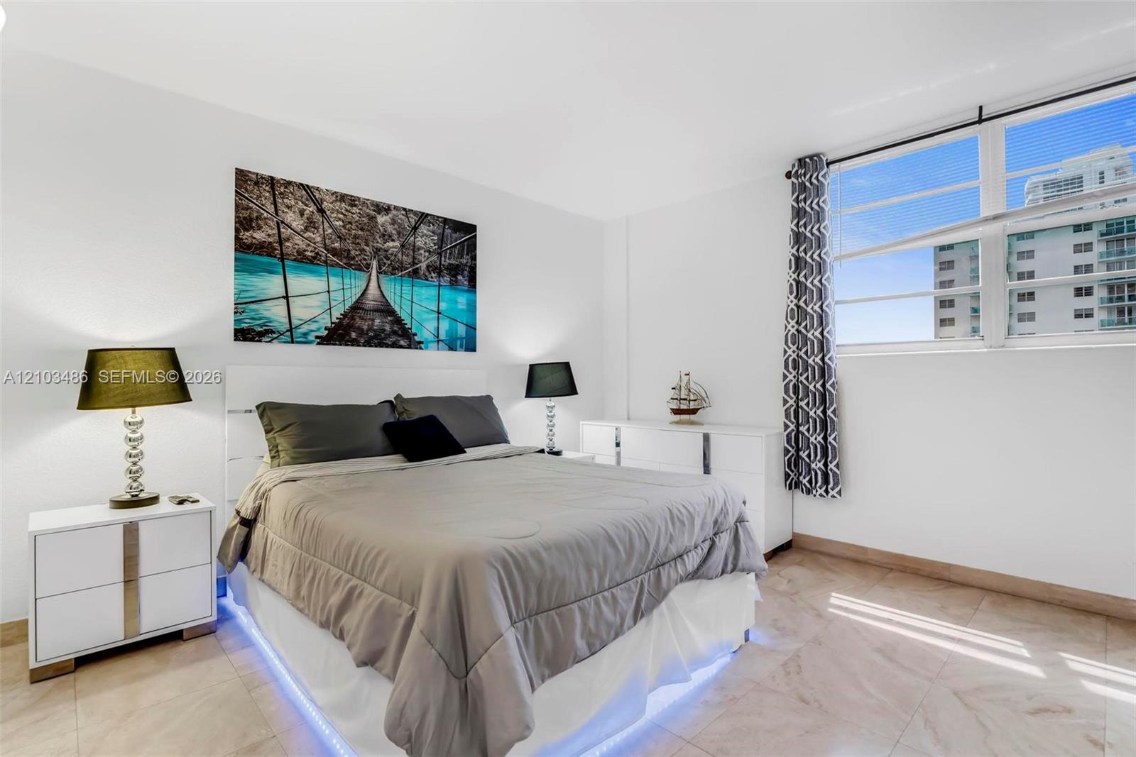 3801 S Ocean Drive 8j Property Photo 17