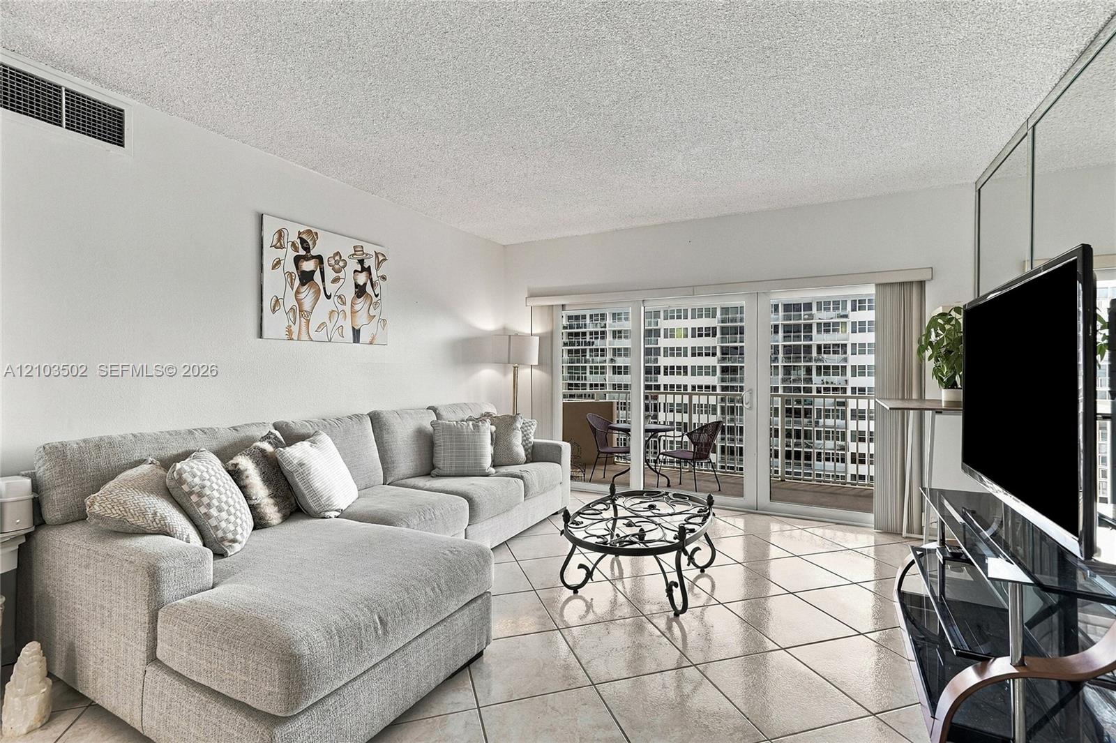 1980 S Ocean Drive 19a Property Photo 5