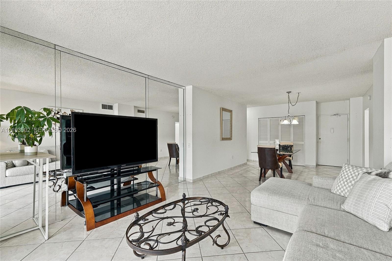 1980 S Ocean Drive 19a Property Photo 7