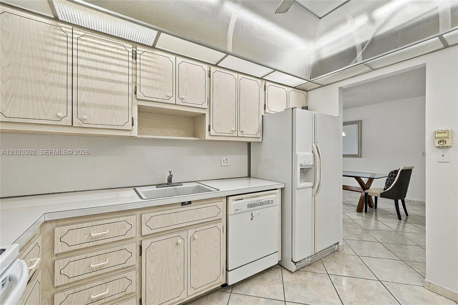 1980 S Ocean Drive 19a Property Photo 9