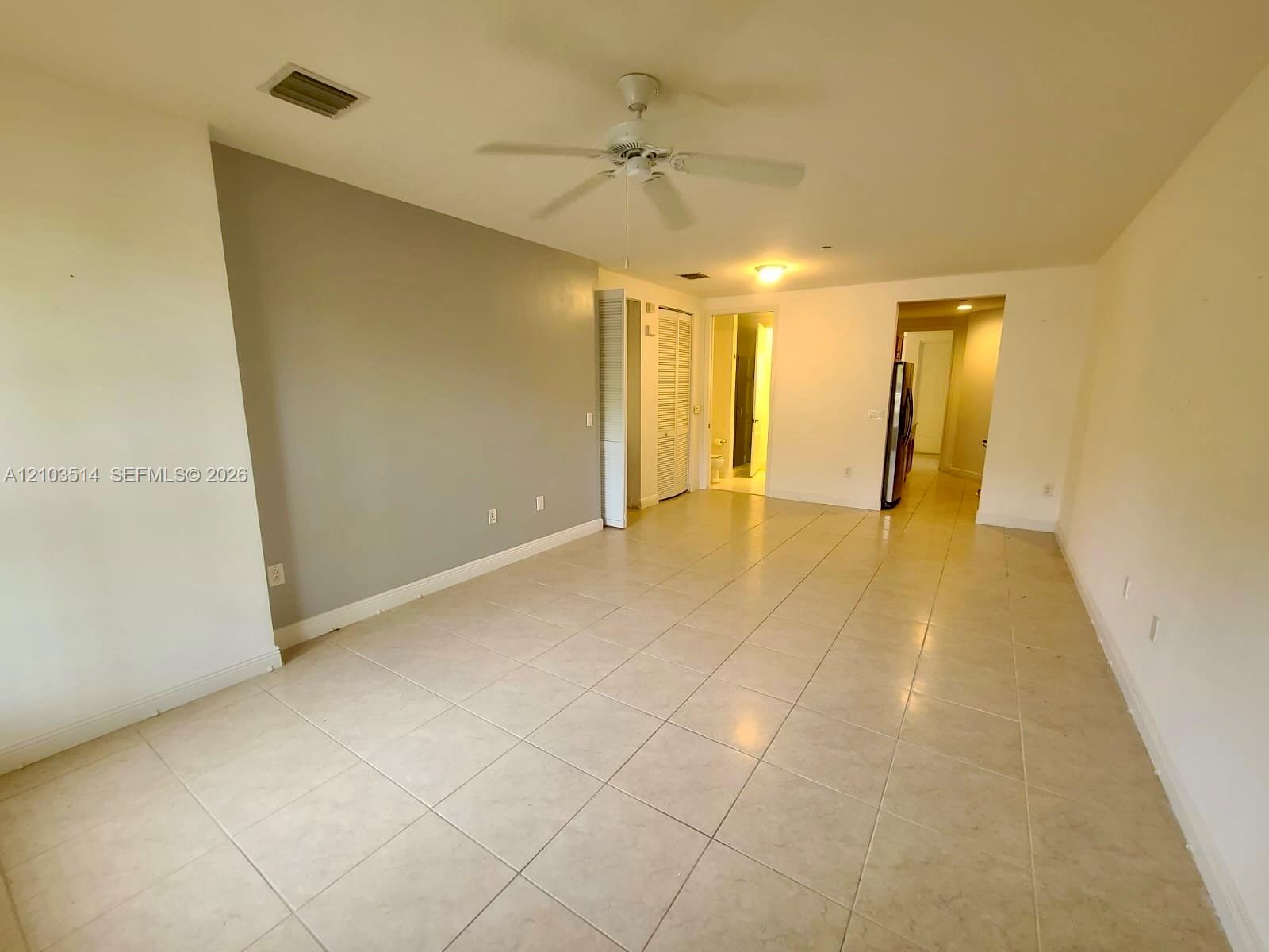 300 Sw 14th Avenue 300 Property Photo 2