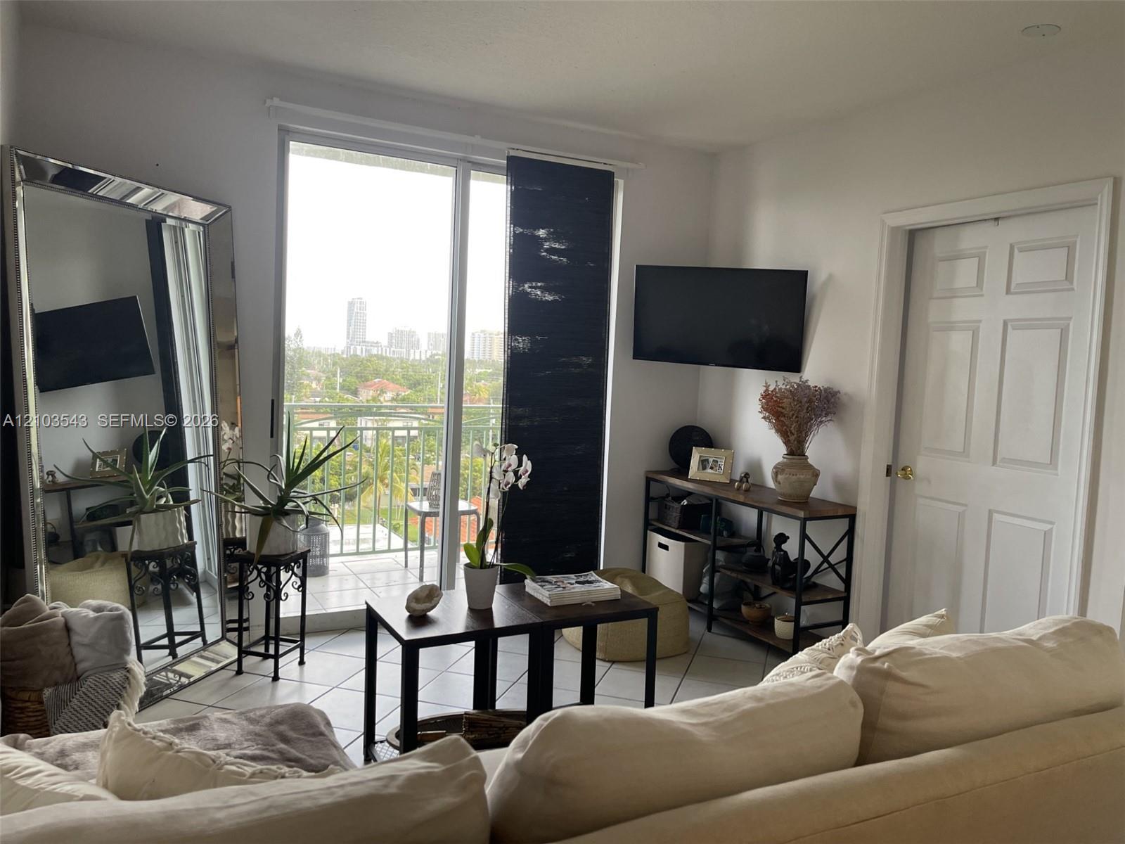 3500 Coral Way 709 Property Photo 4