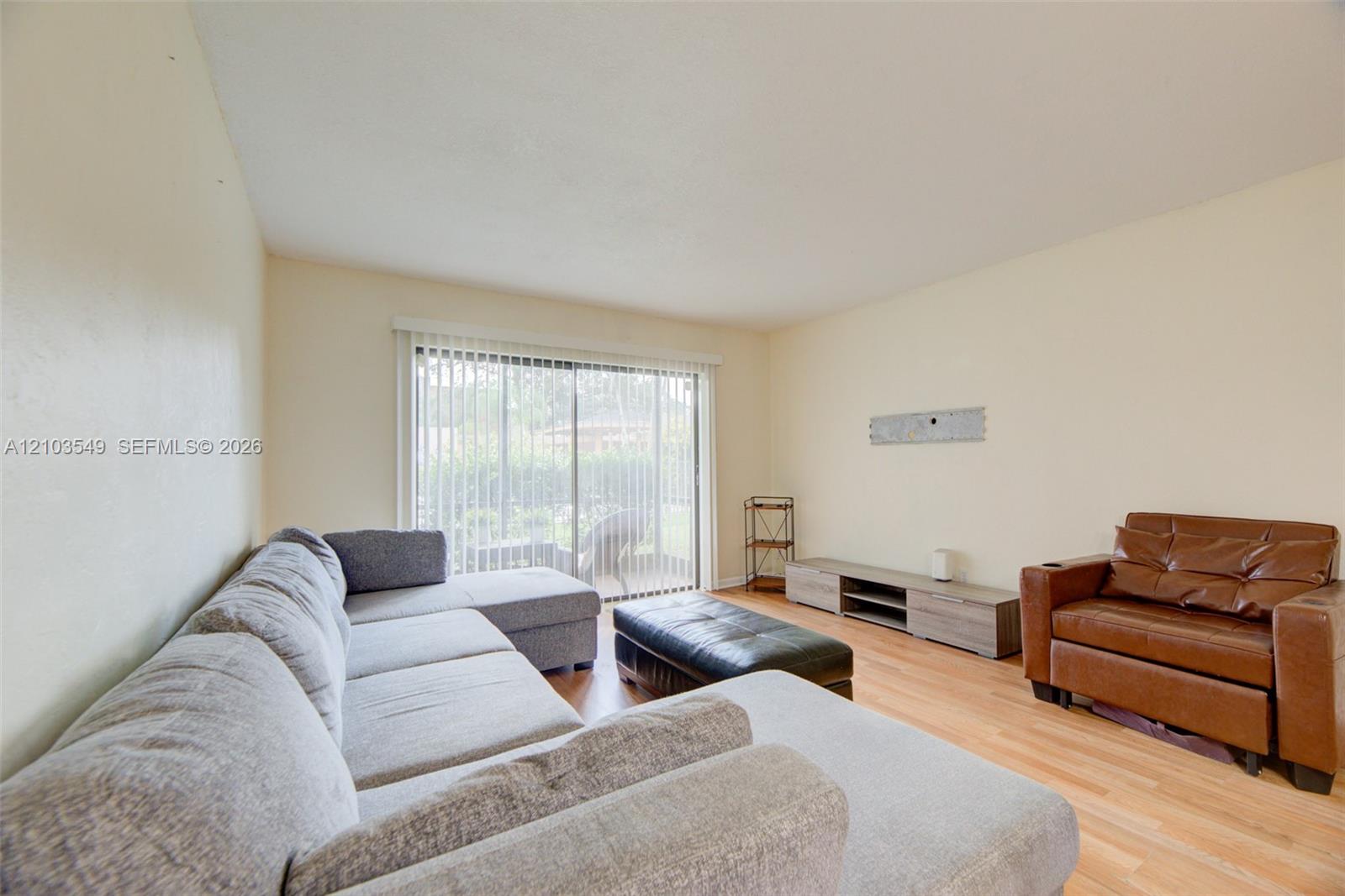 8901 N New River Canal Road 4w Property Photo 7