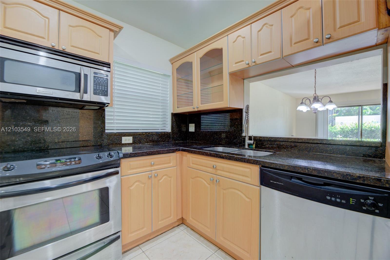8901 N New River Canal Road 4w Property Photo 13