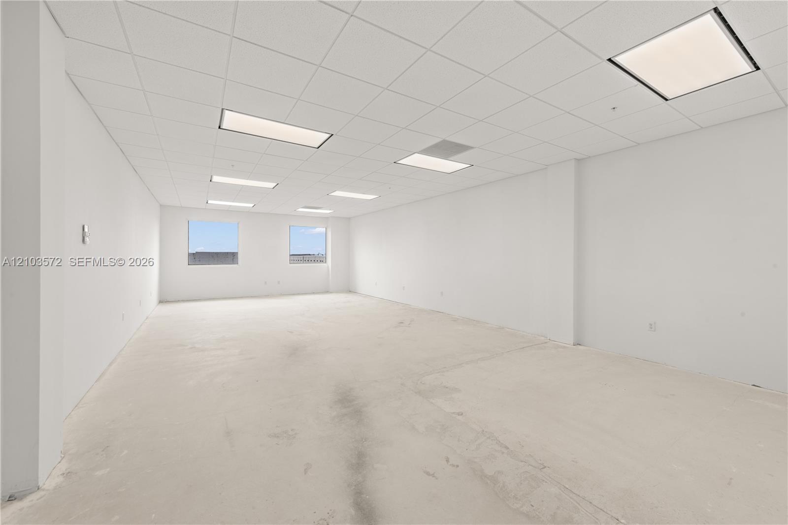 A12103572 Property Photo 2