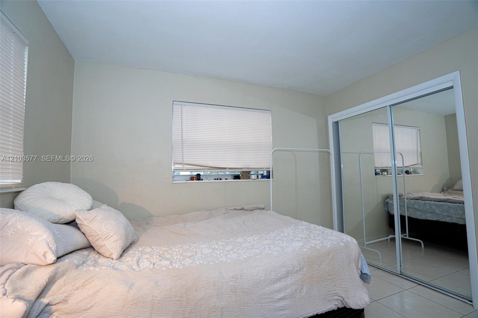 5270 Sw 90th Way 3 Property Photo 3