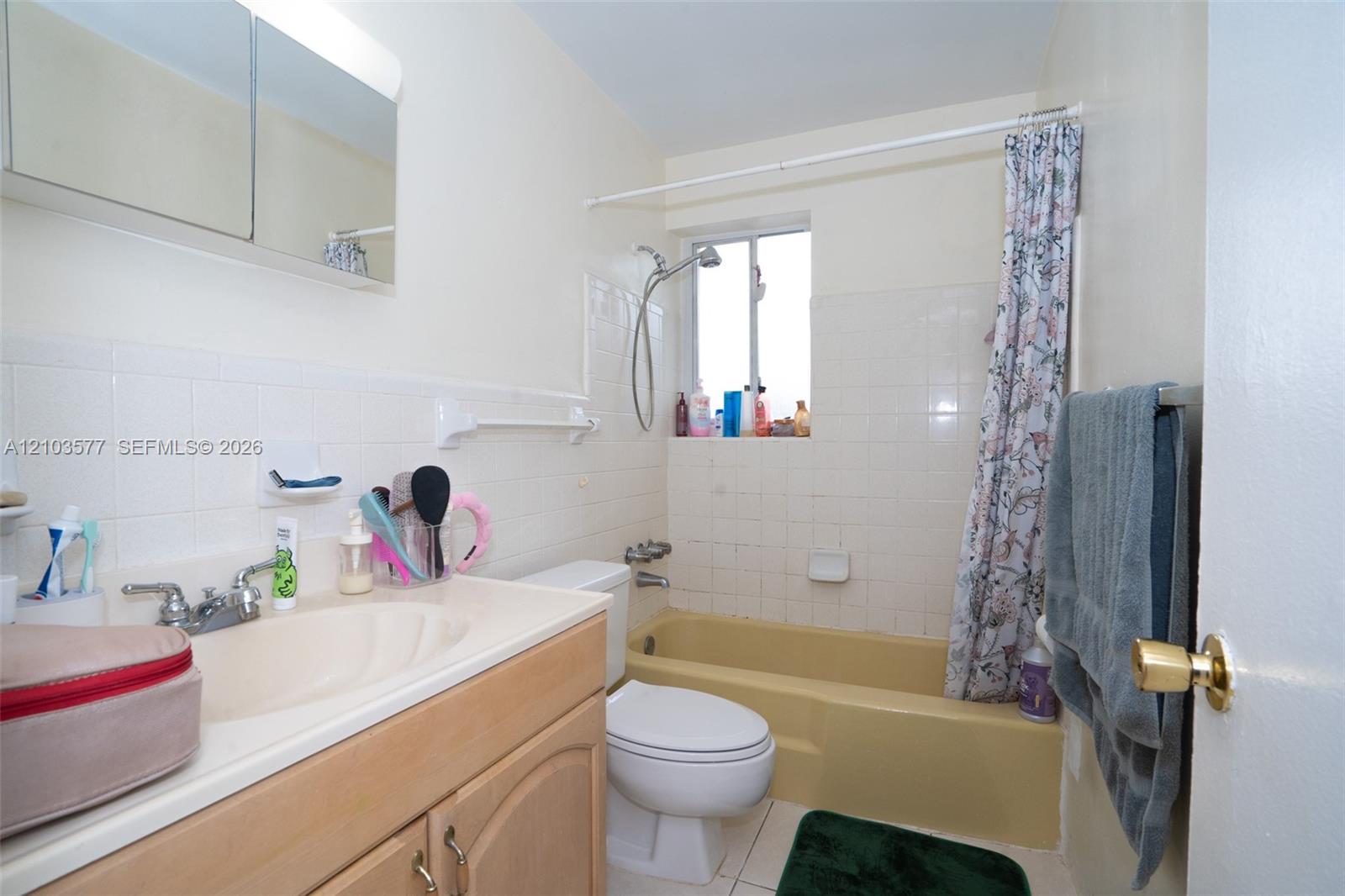 5270 Sw 90th Way 3 Property Photo 6