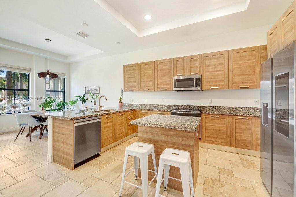 A12103582 Property Photo 18