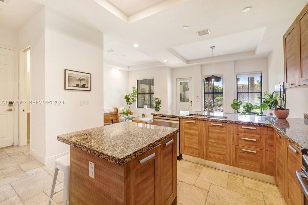 A12103582 Property Photo 19