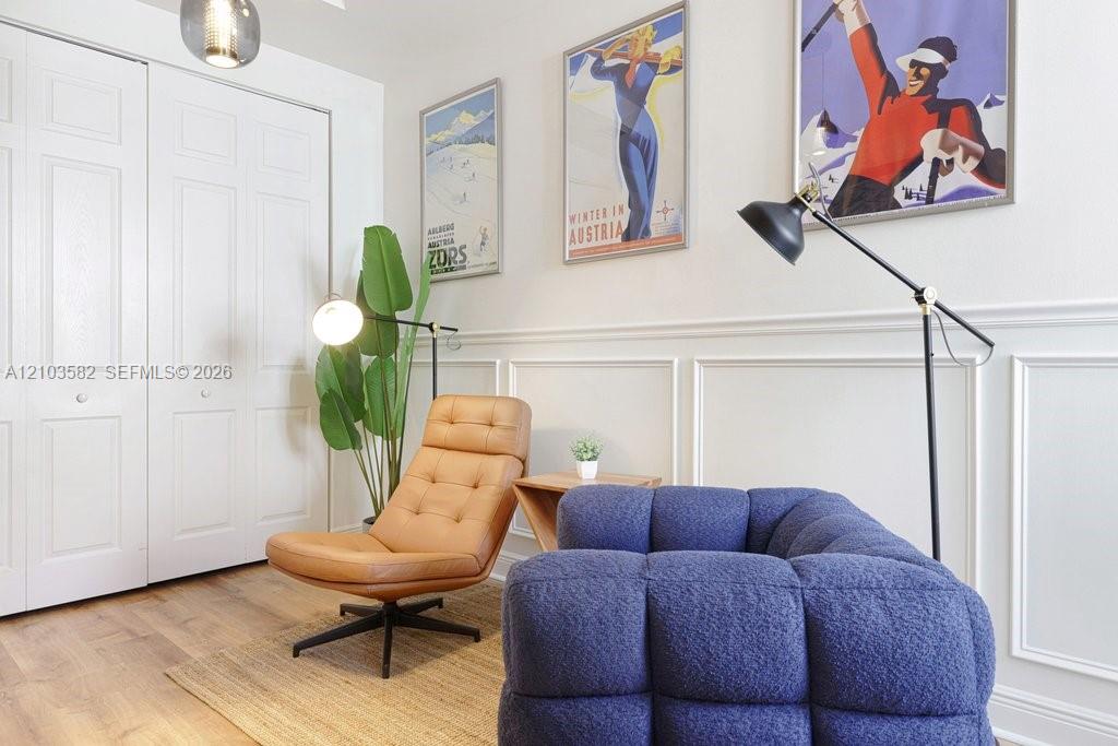 A12103582 Property Photo 23