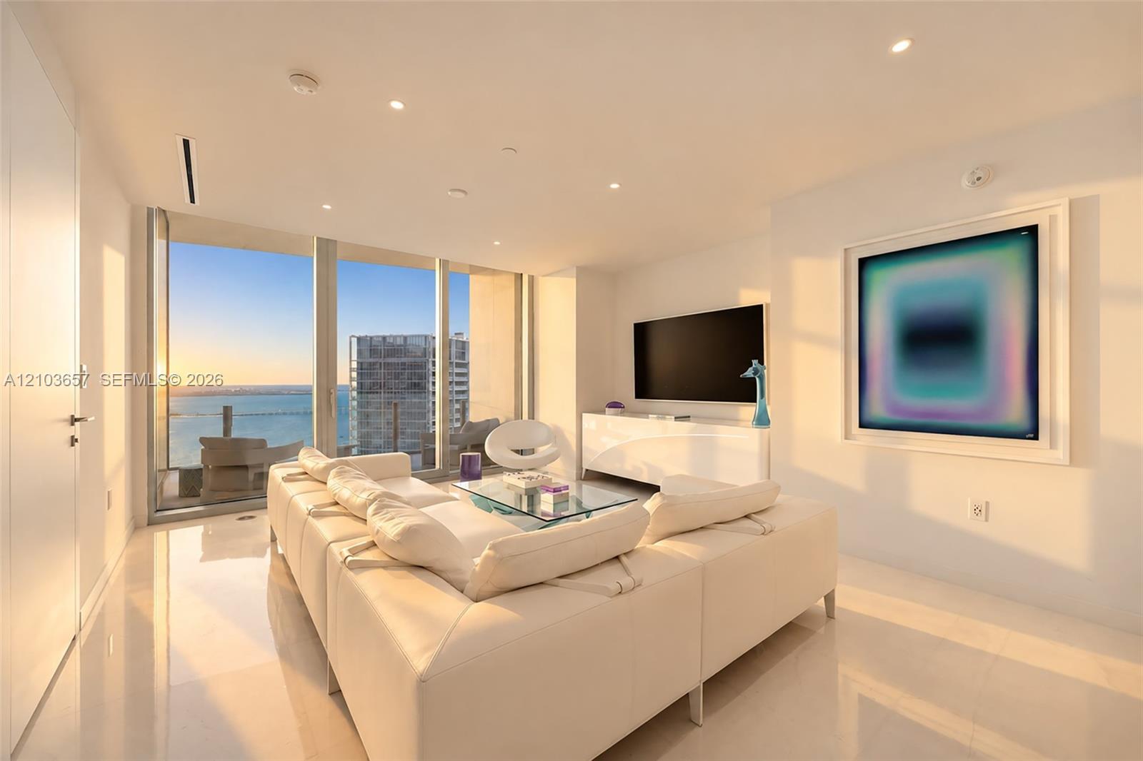 300 Biscayne Boulevard Way 5205w Property Photo 1