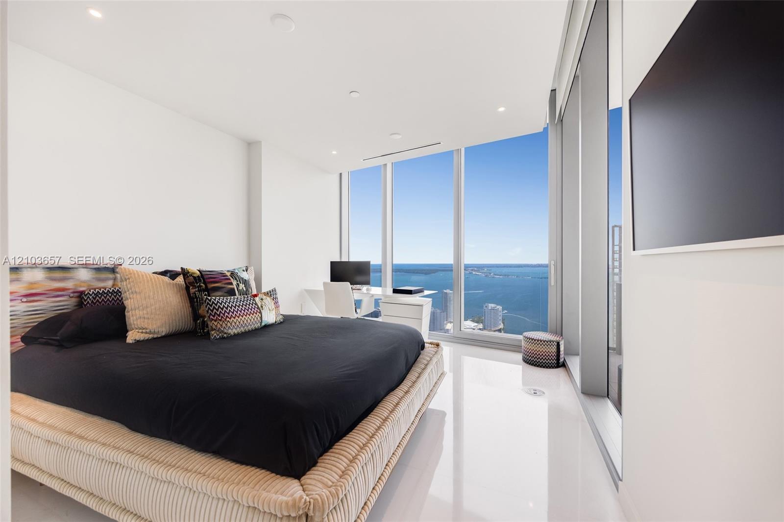 300 Biscayne Boulevard Way 5205w Property Photo 17