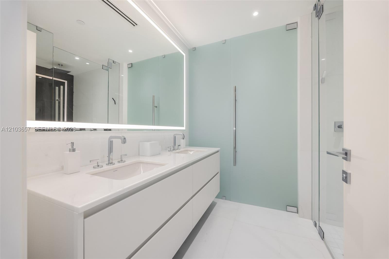 300 Biscayne Boulevard Way 5205w Property Photo 20