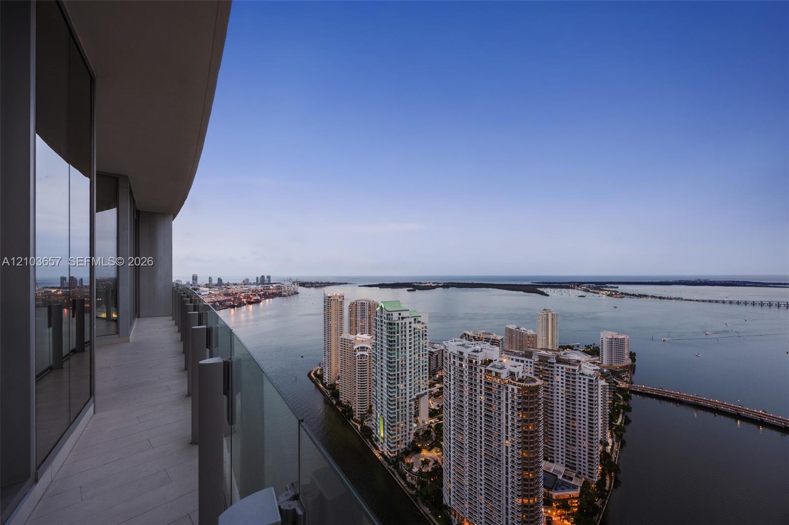 300 Biscayne Boulevard Way 5205w Property Photo 27