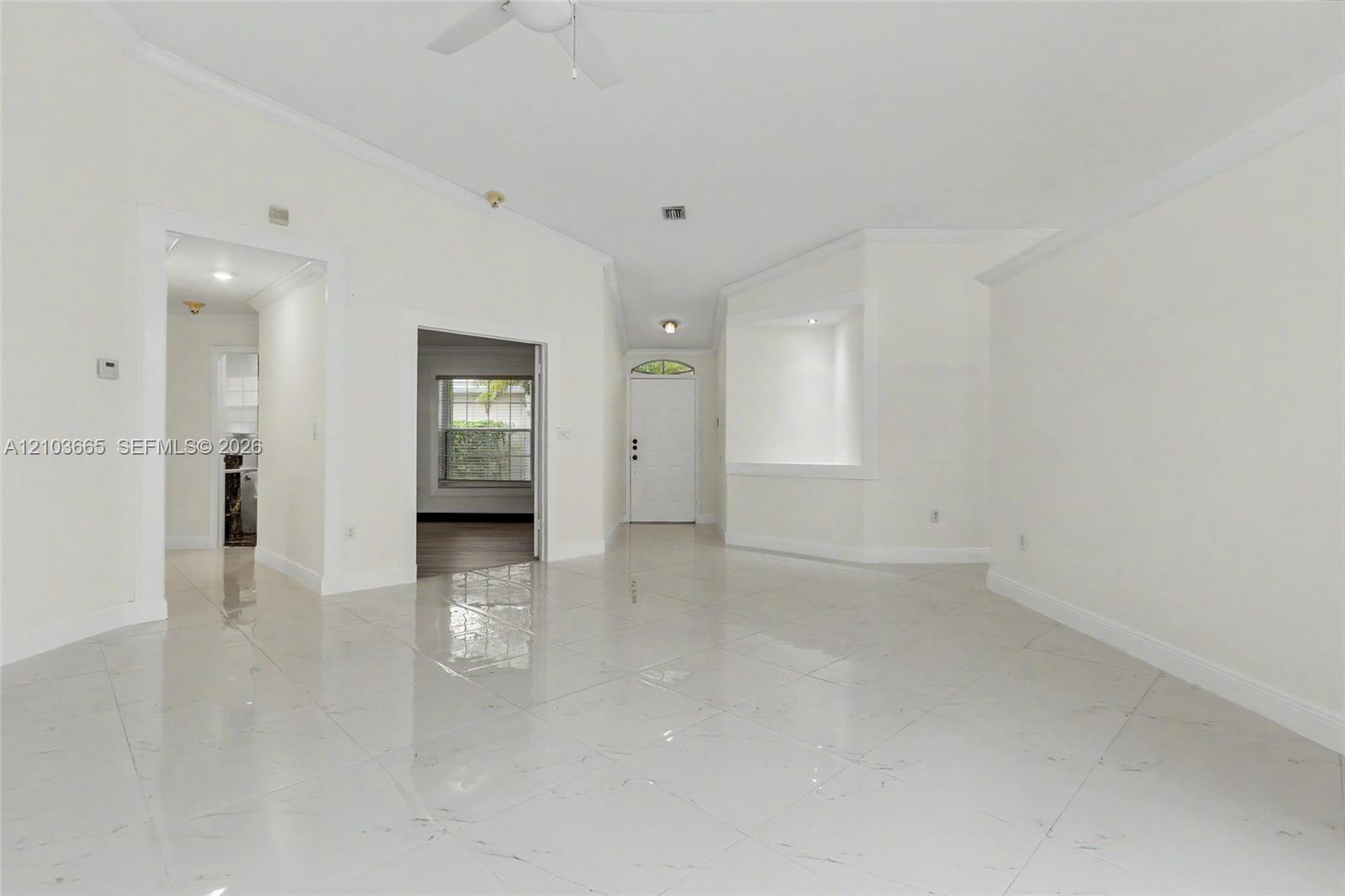 15251 Wilshire Way Property Photo 14