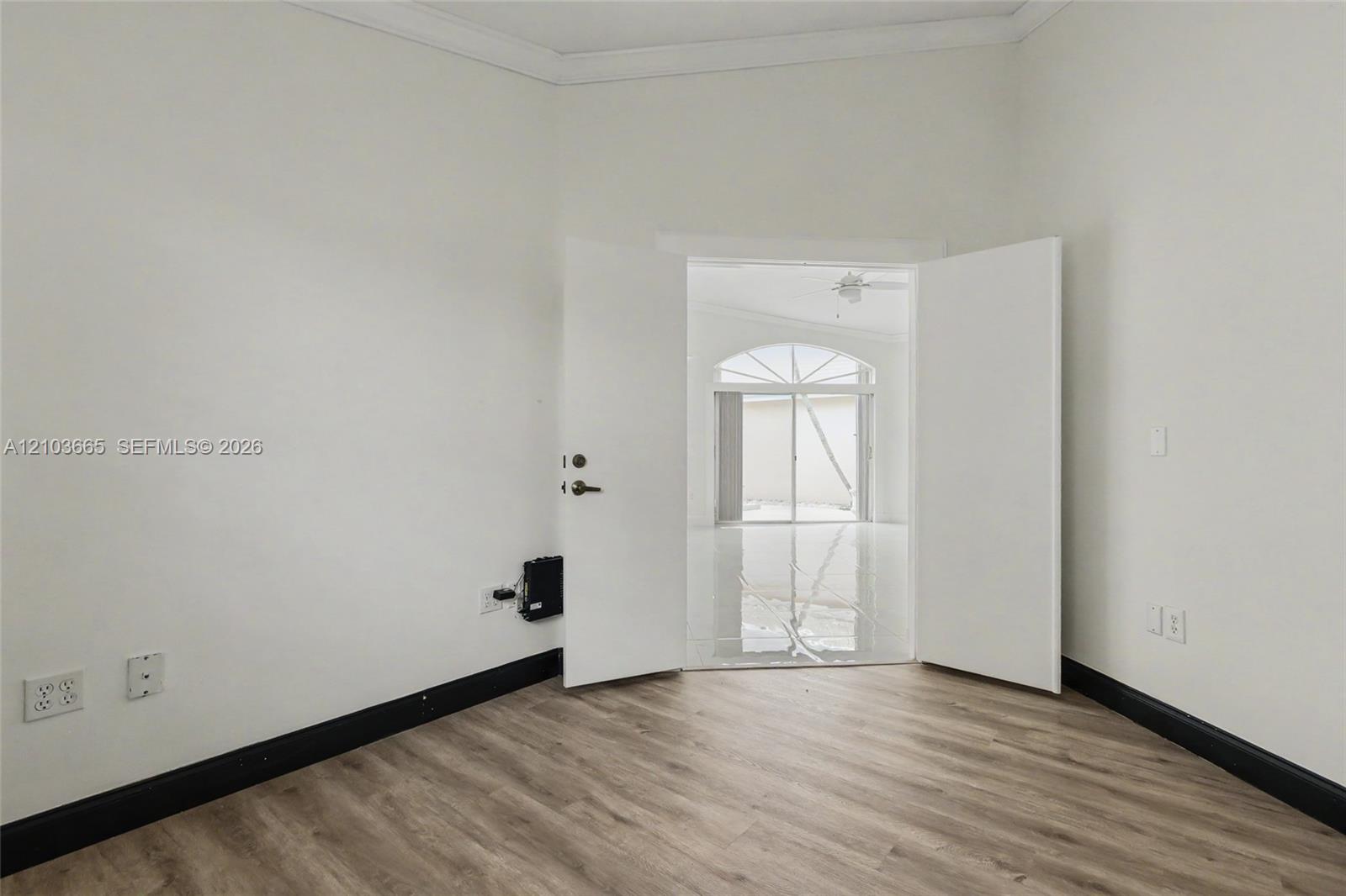 15251 Wilshire Way Property Photo 16